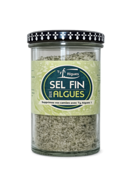 Feines Algensalz mit Dulse, Wakame und Meeressalat in Schale