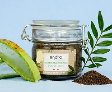 Sanftes Gesichtspeeling mit Aloe Vera von ENDRO im Tiegel