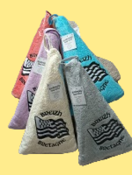 Rundes Handtuch mit Gwenn Ha Du Flaggen-Stickerei aus 100% Baumwolle