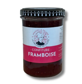 Hausgemachte Himbeerkonfitüre aus der Bretagne im Glas, traditionell hergestellt