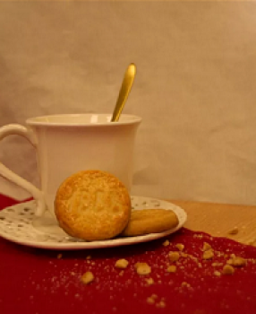 Preview: Bretonische Palets mit Butter und Zitrone auf Teller