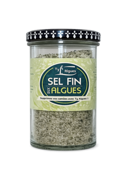 Feines Algensalz mit Dulse, Wakame und Meeressalat in Schale