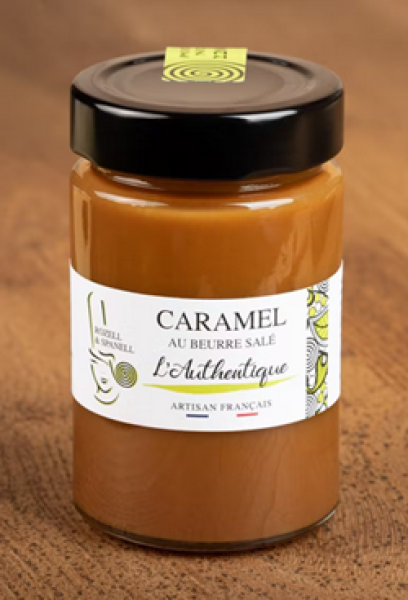Butterkaramellcreme mit Sel de Guérande im Glas von Rozell & Spanell