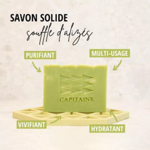 Nahaufnahme der festen Seife mit sichtbarer Tonerde-Struktur