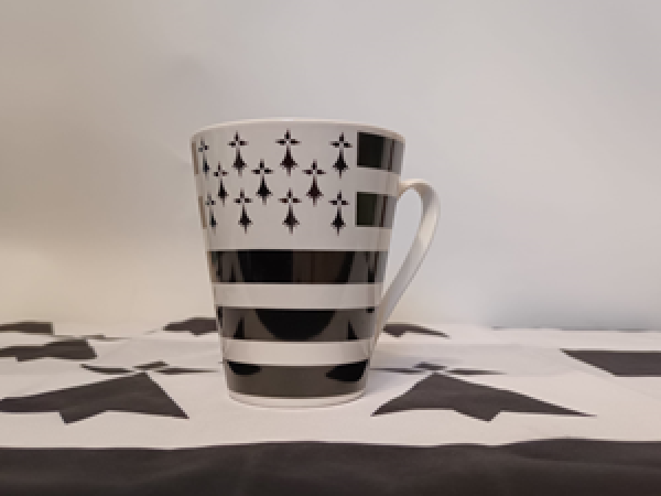 Kaffeetasse mit bretonischer Flagge Gwenn Ha Du