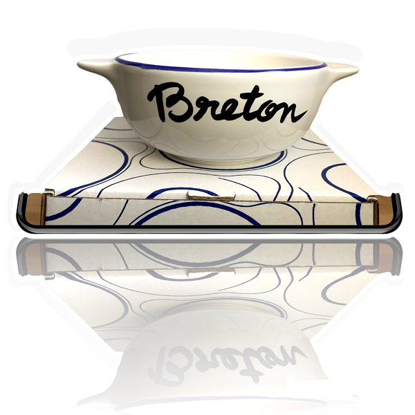 Bretonische Ohrenschale mit Aufschrift Bretonne von Pied de Poule